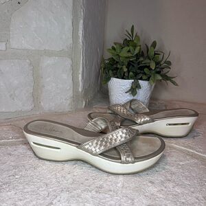 Cole Haan metallic crisscross sandals sz 9.5B